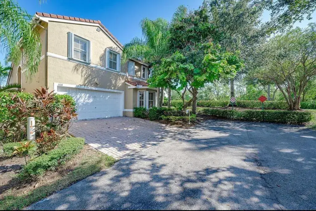 3 bedroom 2 bath Residential for sale at 1125 Butternut Ln, Hollywood FL 33019