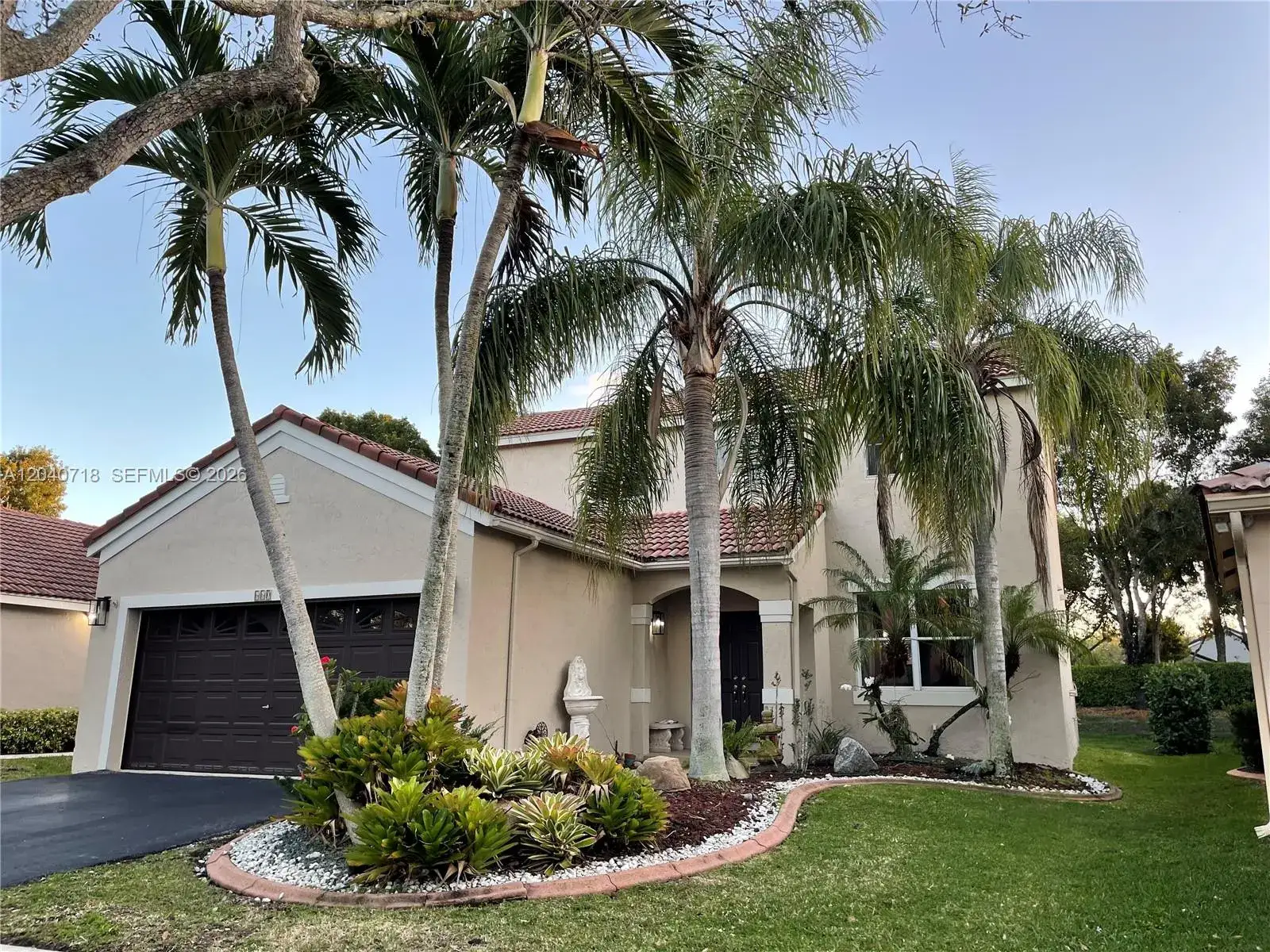 3 bedroom 2 bath Residential Lease for rent at 660 Sand Creek Cir, Weston FL 33327