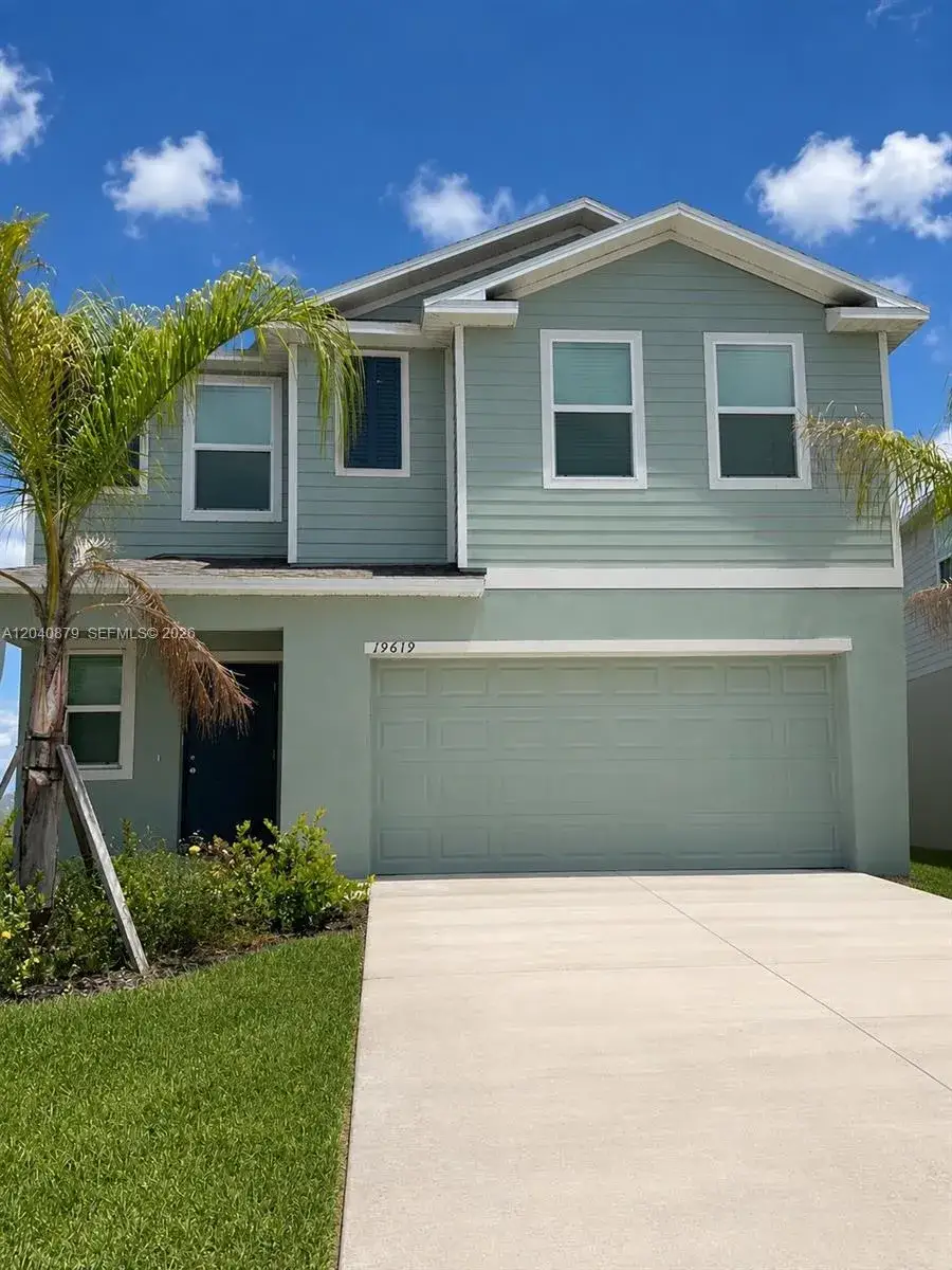 5 bedroom 2 bath Residential Lease for rent at 19619 Fairhill Ct, Lehigh Acres FL 33974
