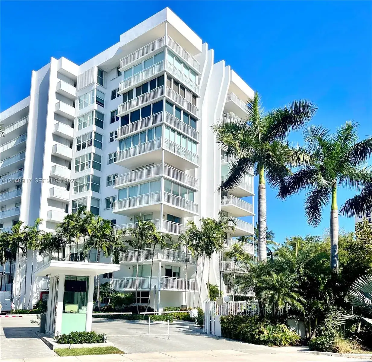 2 bedroom 2 bath Residential for sale at 607 Ocean Dr # 3K, Key Biscayne FL 33149