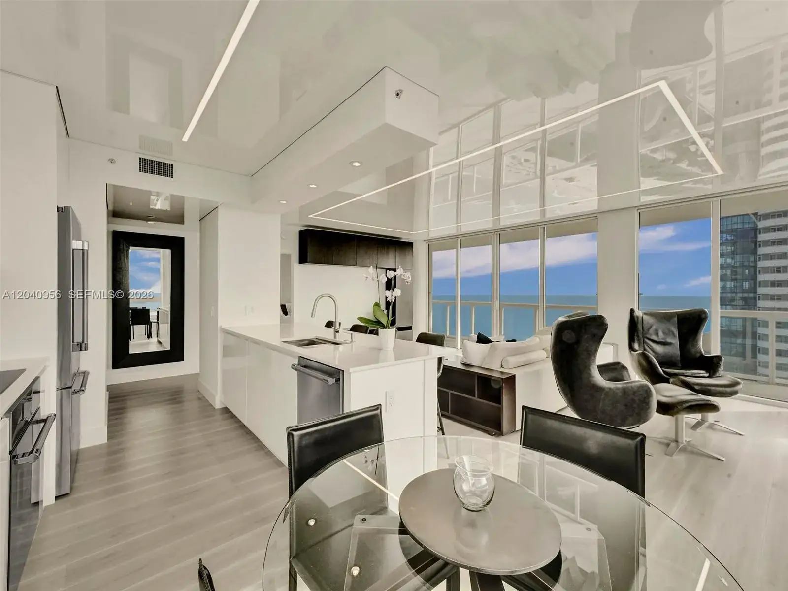 2 bedroom 2 bath Residential for sale at 6365 Collins Ave # 2407, Miami Beach FL 33141