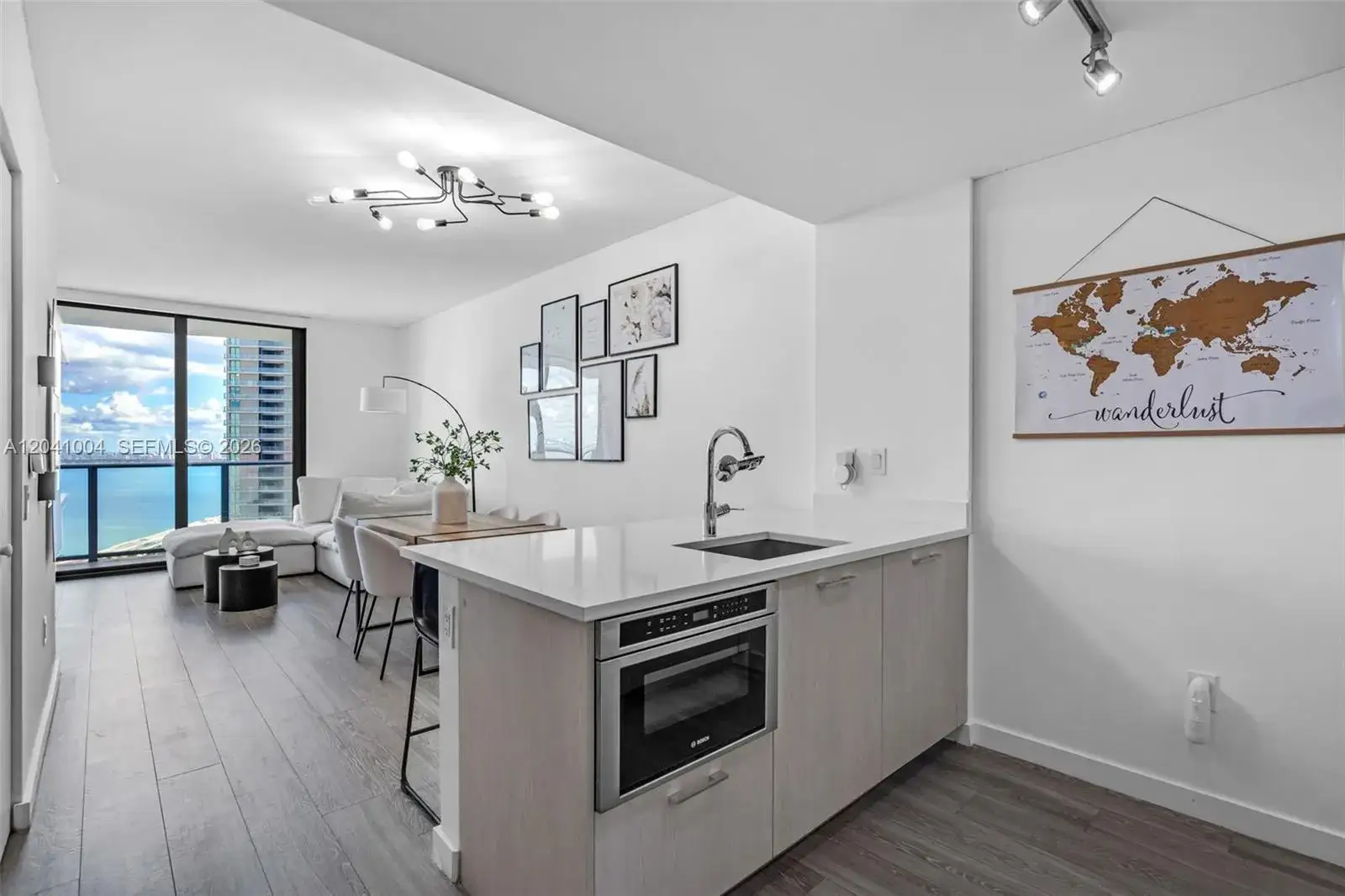 1 bedroom 1 bath Residential Lease for rent at 501 NE 31st St # 3704, Miami FL 33137