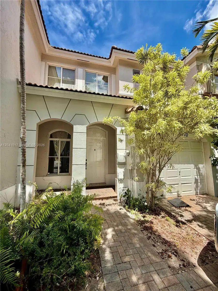 3 bedroom 2 bath Residential Lease for rent at 5770 NW 113th Pl, Doral FL 33178