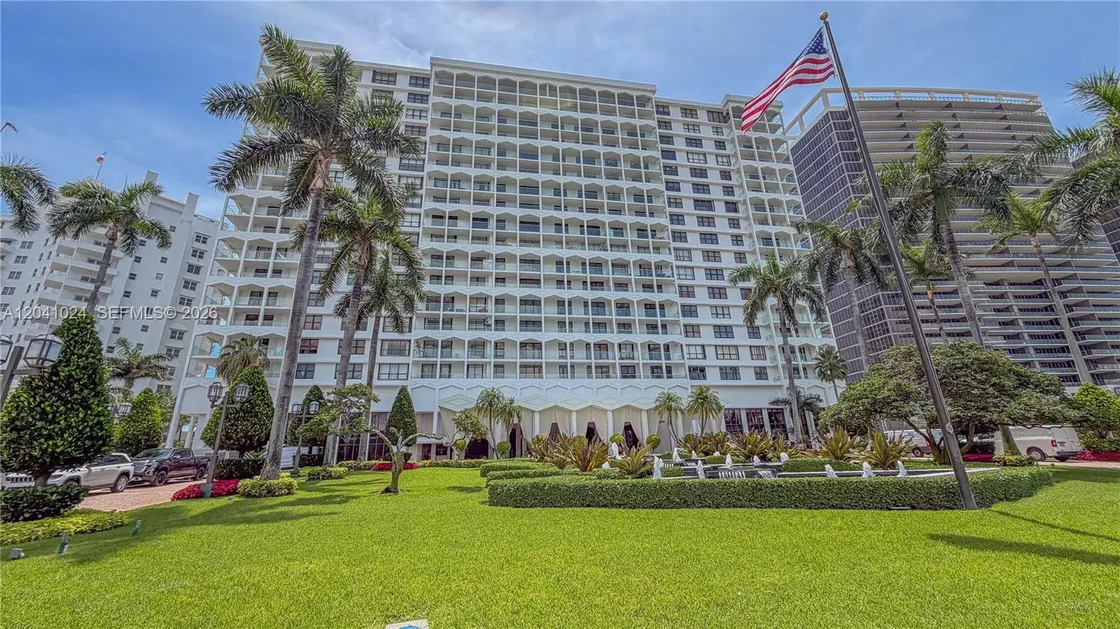 2 bedroom 2 bath Residential Lease for rent at 9801 Collins Ave # 3U, Bal Harbour FL 33154