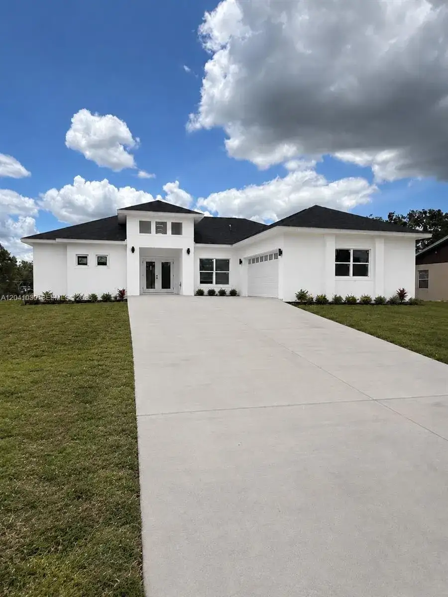 3 bedroom 2 bath Residential for sale at 536 lincoln, Lake Placid FL 33852