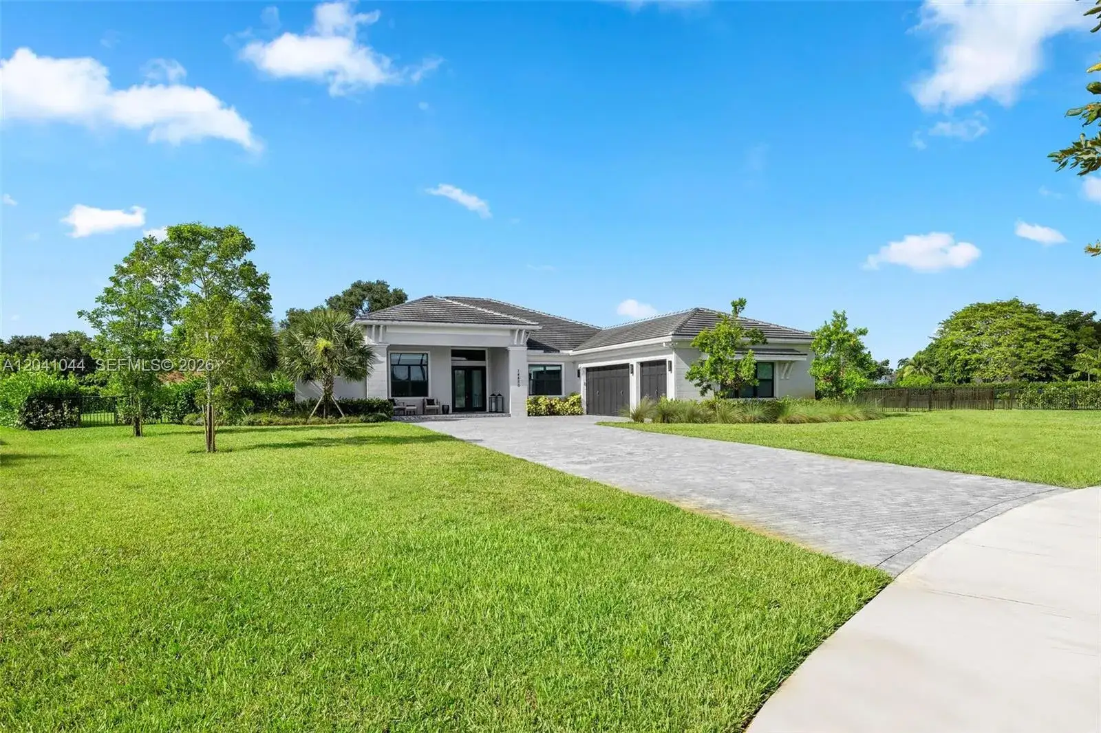 4 bedroom 4 bath Residential for sale at 14850 Millstone Ranches Dr, Davie FL 33331