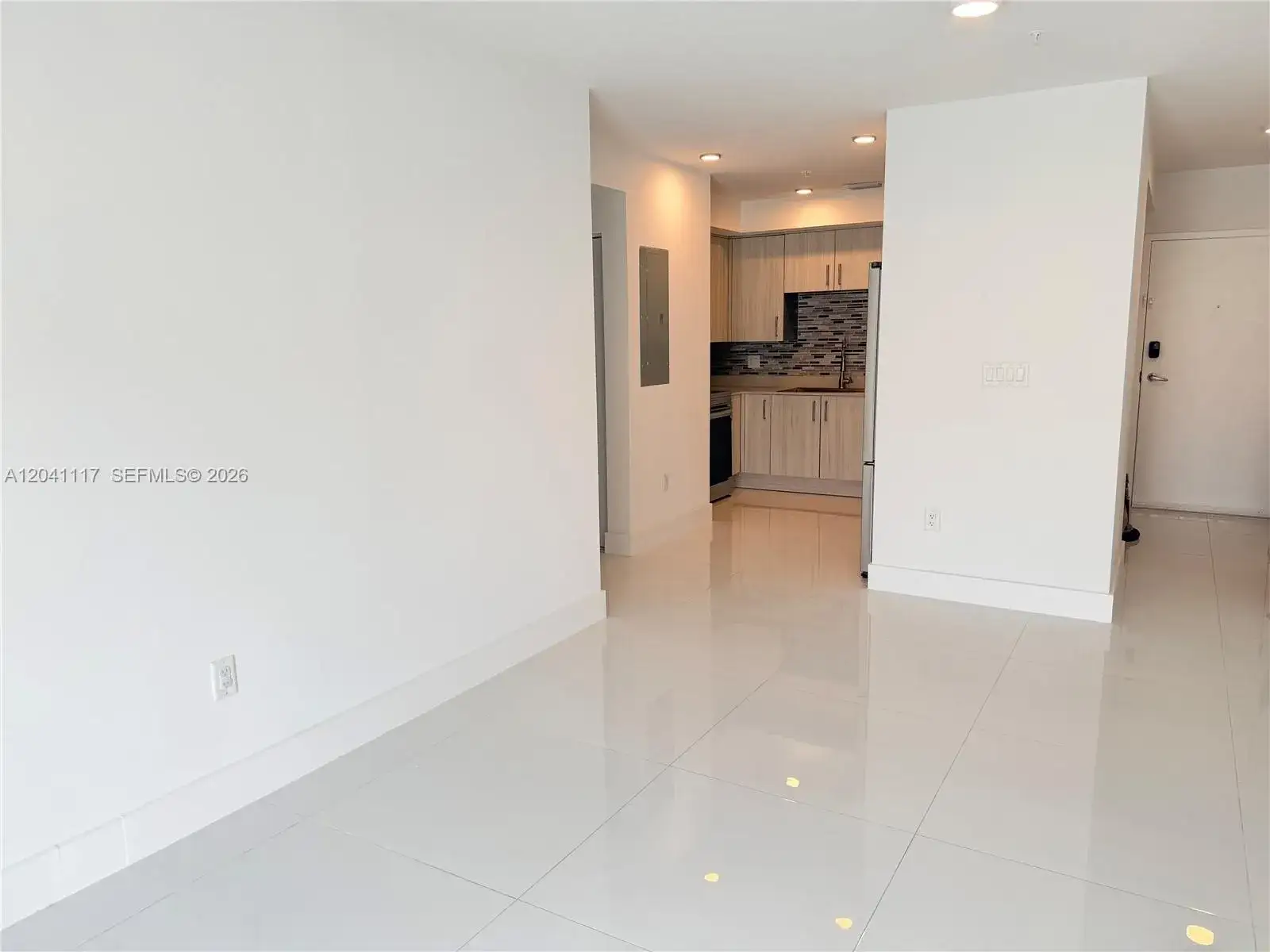 2 bedroom 2 bath Residential Lease for rent at 10950 NW 82nd St # 416, Doral FL 33178