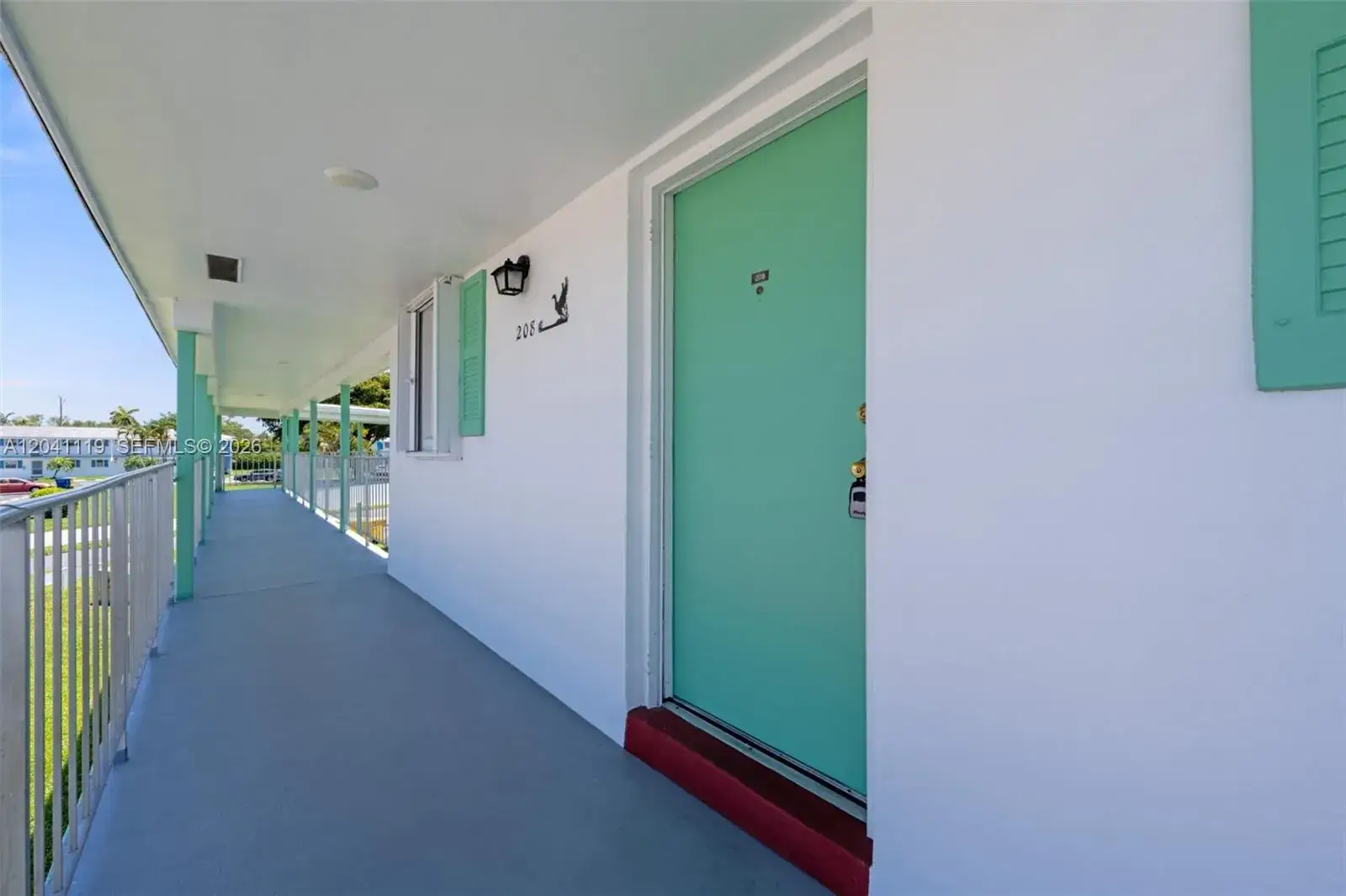 1 bedroom 1 bath Residential for sale at 1116 Lake Ter # 208, Boynton Beach FL 33426