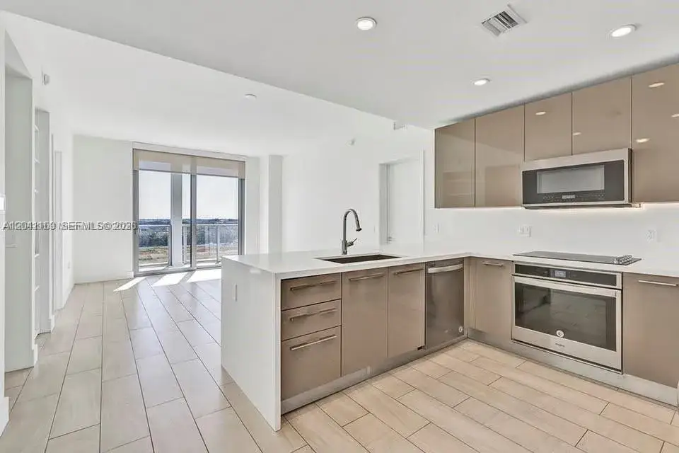 2 bedroom 2 bath Residential for sale at 2000 S Metropica Way # 907, Sunrise FL 33323
