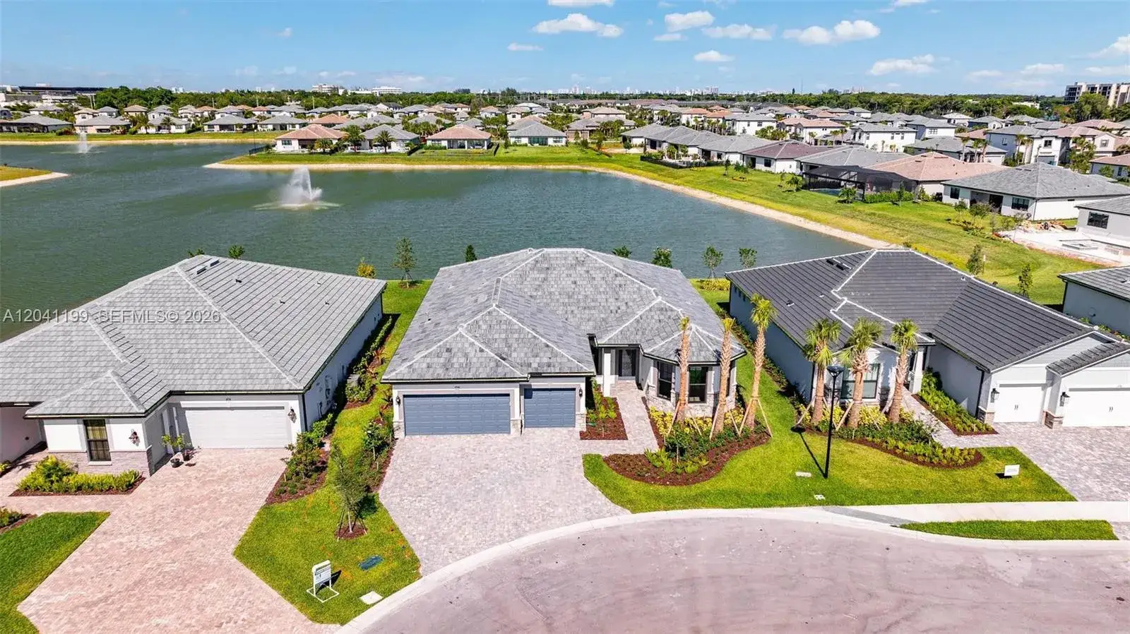 4 bedroom 4 bath Residential Lease for rent at 4546 Cumberland Ter, Oakland Park FL 33309