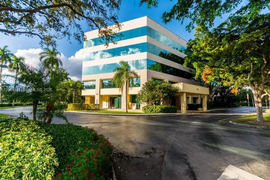 Commercial Sale for sale at 150 S Pine Island Rd, Plantation FL 33324