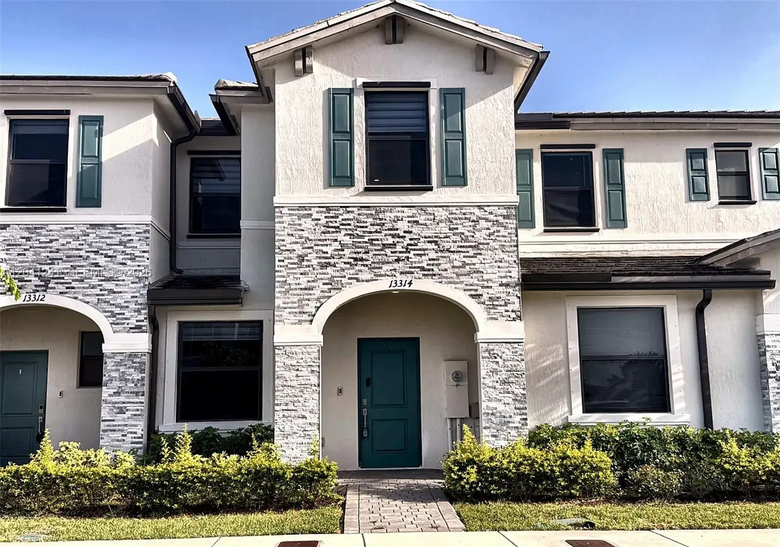 3 bedroom 2 bath Residential for sale at 13314 SW 286th Ter, Homestead FL 33033