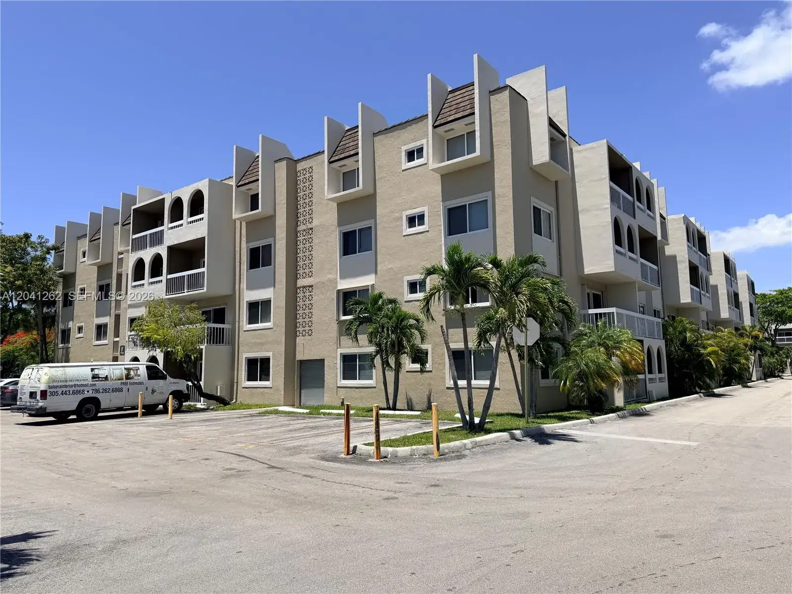 1 bedroom 1 bath Residential Lease for rent at 7730 Camino Real # F113, Miami FL 33143