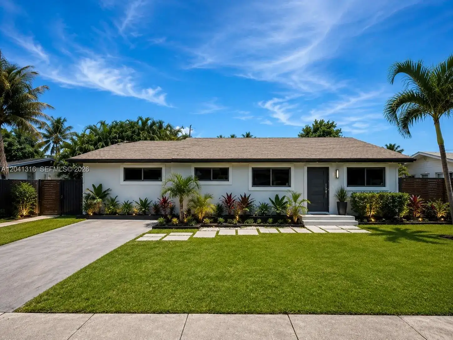 3 bedroom 2 bath Residential for sale at 10015 SW 213th Ter, Cutler Bay FL 33189