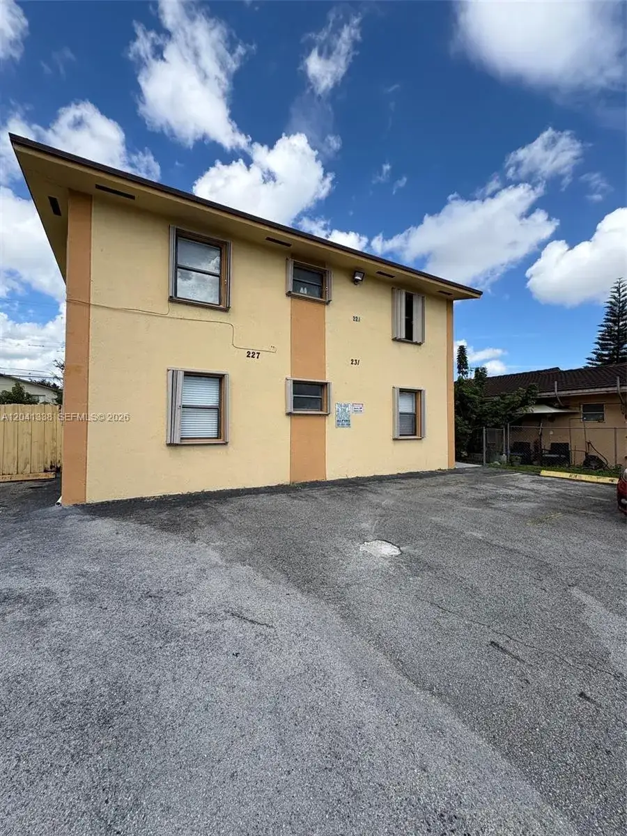 2 bedroom 1 bath Residential Lease for rent at 231 E 7th St # 202, Hialeah FL 33010