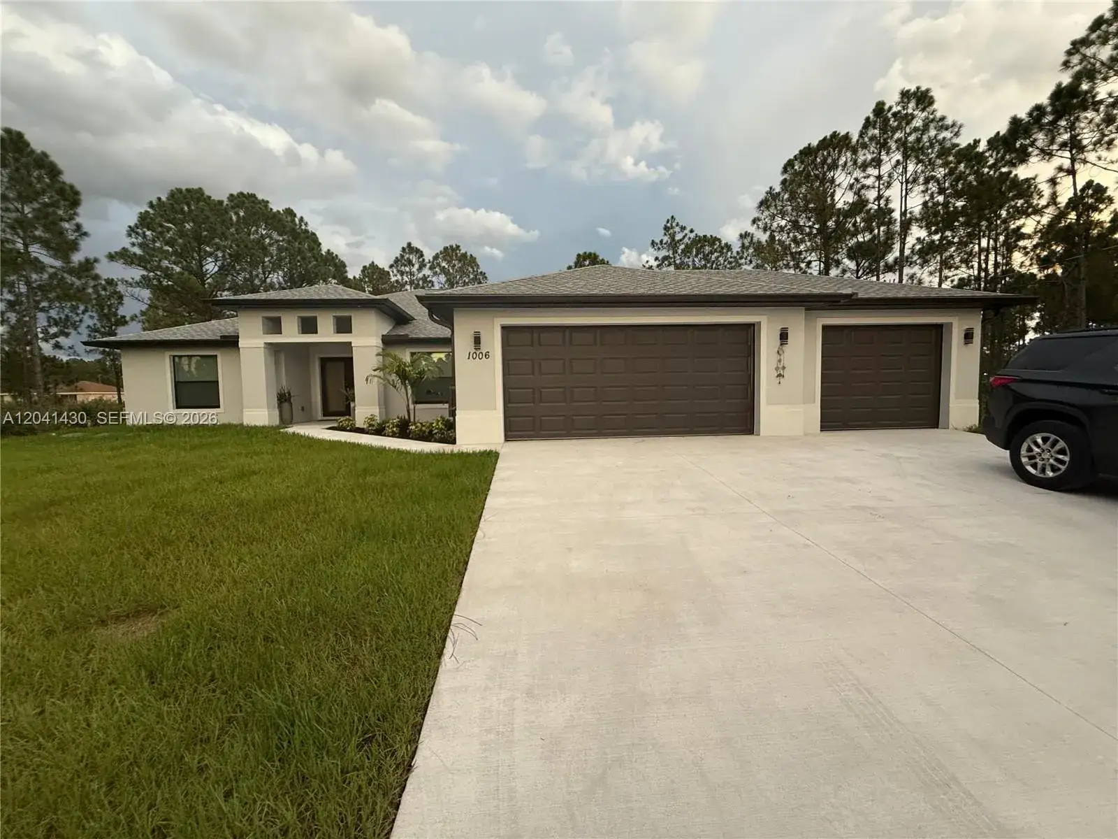 4 bedroom 3 bath Residential Lease for rent at 1006 Rush Ave, Lehigh Acres FL 33972
