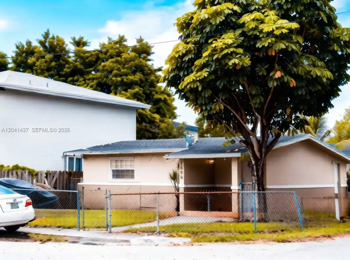 2 bedroom 1 bath Residential Lease for rent at 1896 NW 64th St # 1, Miami FL 33147