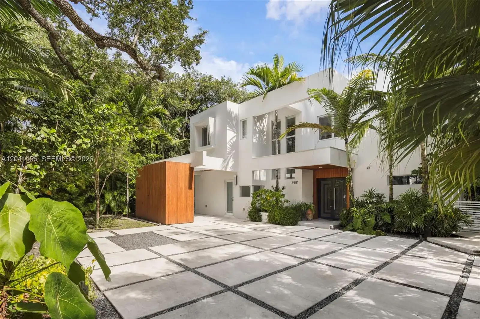 4 bedroom 4 bath Residential for sale at 3901 Kumquat Ave, Miami FL 33133