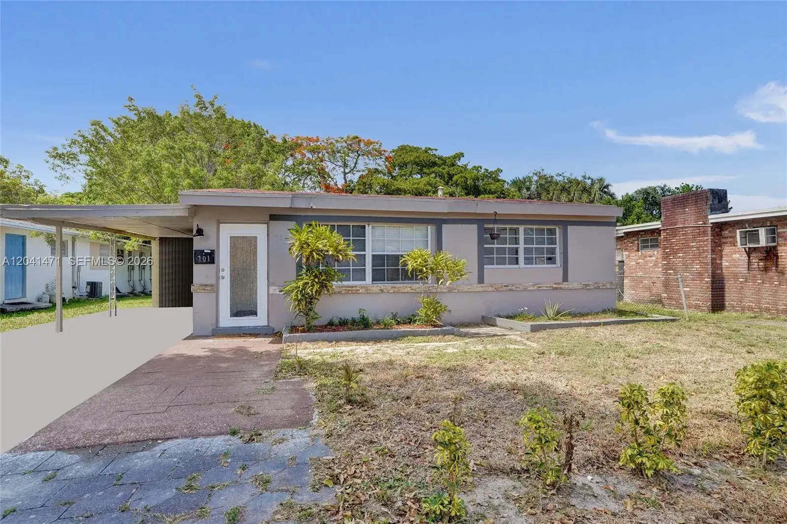 2 bedroom 1 bath Residential Lease for rent at 701 SW 7th St, Pompano Beach FL 33060