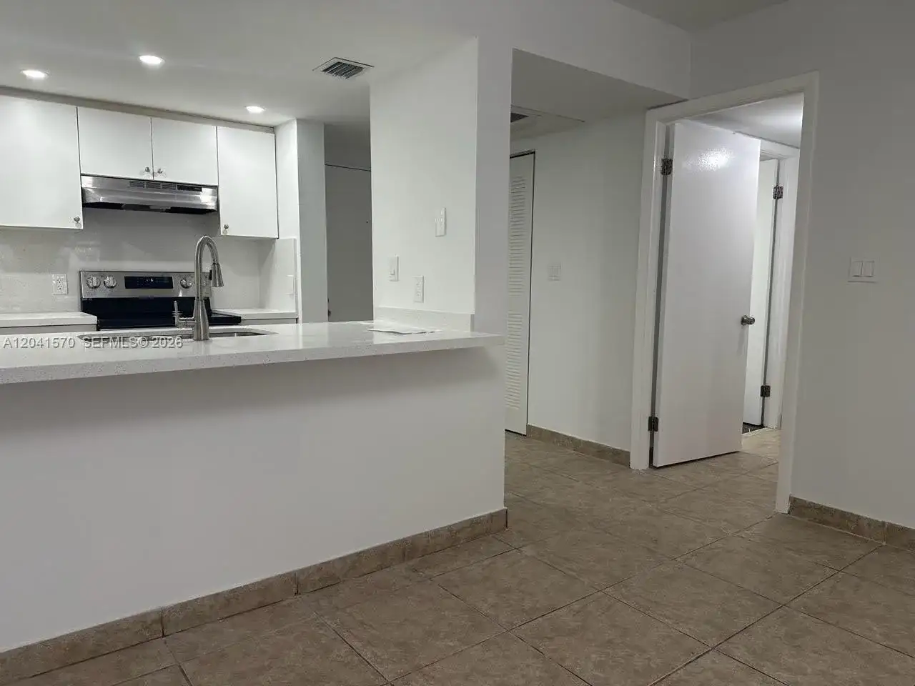 2 bedroom 2 bath Residential for sale at 8100 Geneva Ct # 142, Doral FL 33166