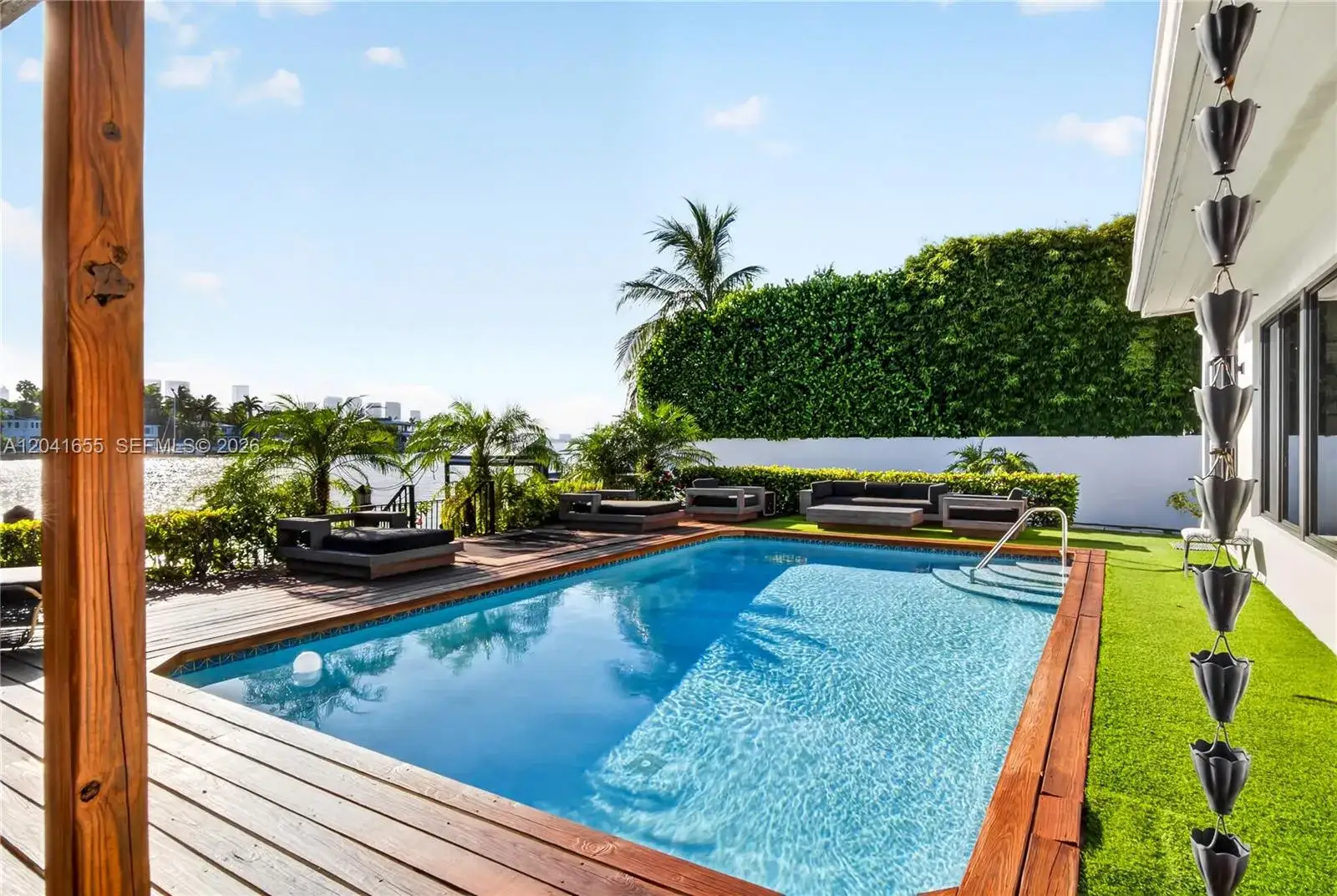 3 bedroom 4 bath Residential Lease for rent at 460 W Dilido Dr, Miami Beach FL 33139
