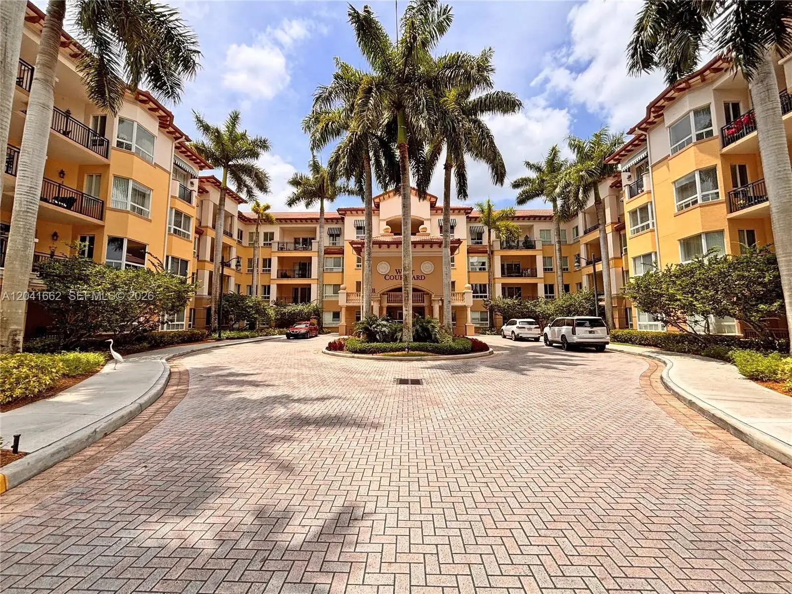 1 bedroom 1 bath Residential for sale at 16101 Emerald Estates Dr # 155, Weston FL 33331
