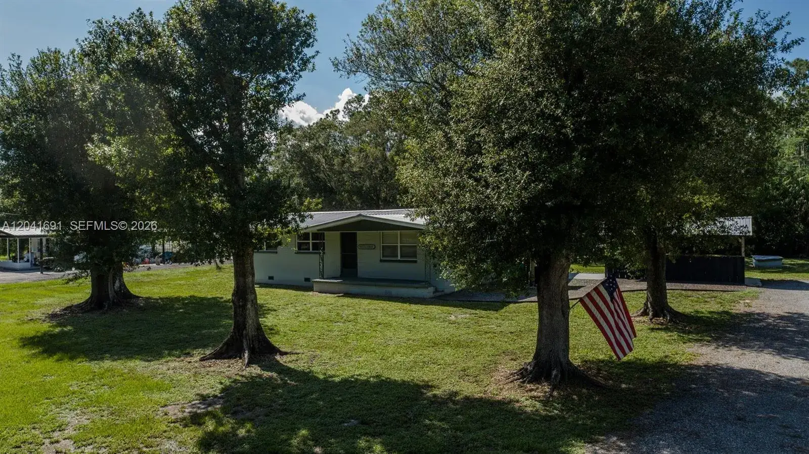 3 bedroom 2 bath Residential for sale at 1270 Nobles Rd, La Belle FL 33935