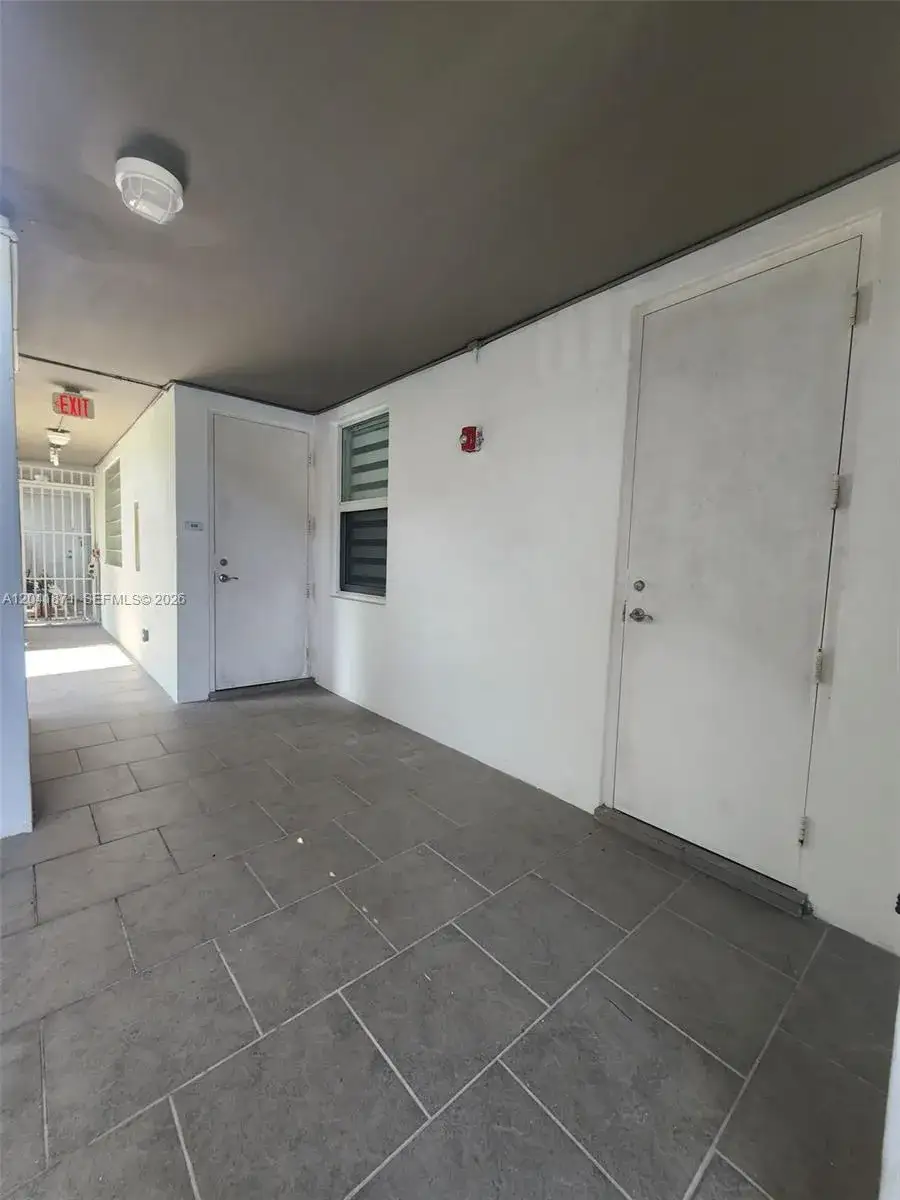 1 bedroom 1 bath Residential Lease for rent at 1080 99th St # 212, Bay Harbor Islands FL 33154