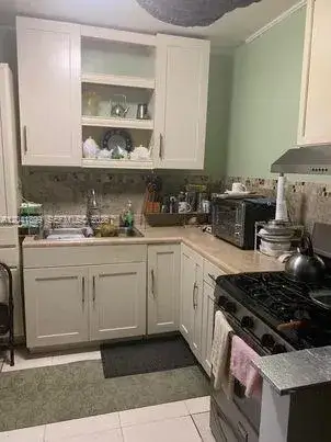 3 bedroom 2 bath Residential for sale at 809 NE 140th St, North Miami FL 33161