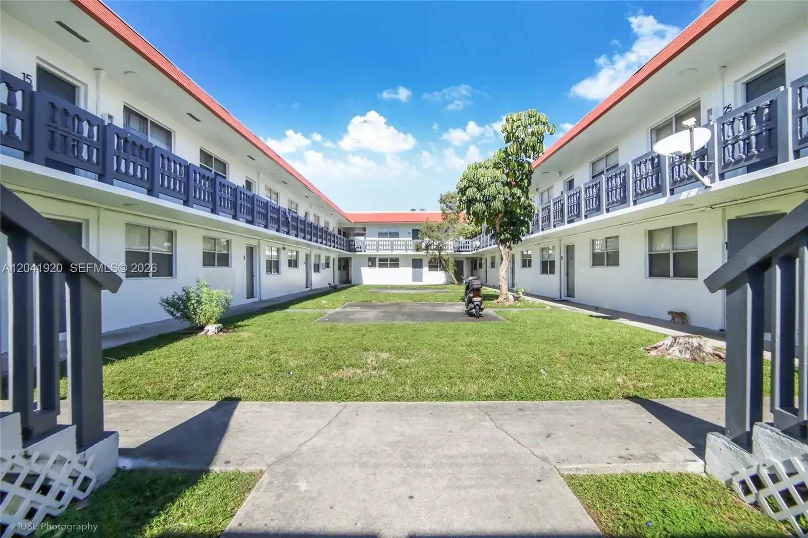 2 bedroom 1 bath Residential Lease for rent at 111 NW 152nd St # 11, Miami FL 33169