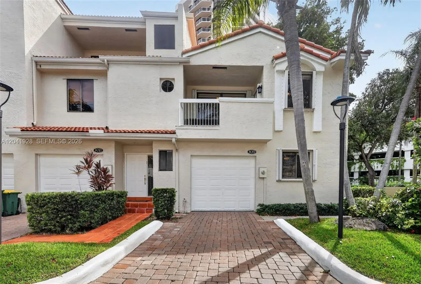 4 bedroom 3 bath Residential for sale at 21391 Marina Cove Cir # K, Aventura FL 33180