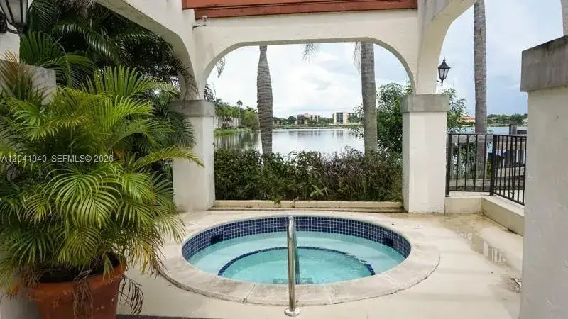 3 bedroom 3 bath Residential Lease for rent at 331 Ives Dairy Rd # 10, Miami FL 33179