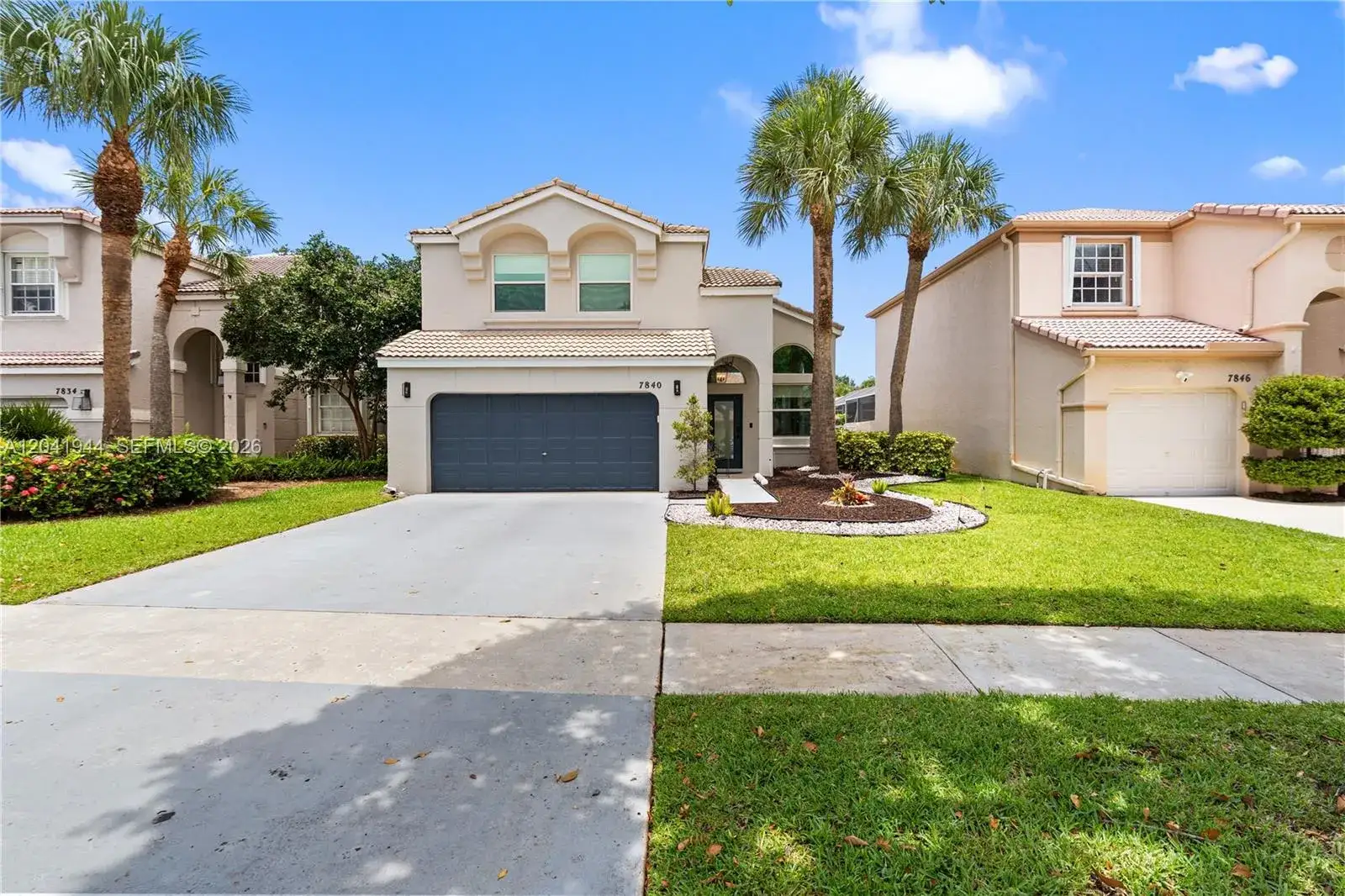 3 bedroom 2 bath Residential for sale at 7840 Rockport Cir, Lake Worth FL 33467