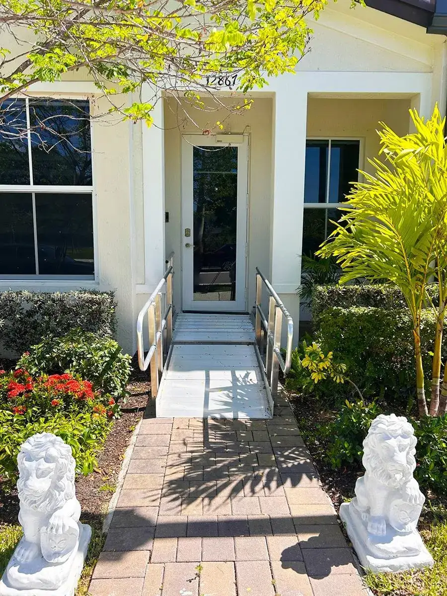 4 bedroom 3 bath Residential for sale at 12867 SW 243rd Ter, Homestead FL 33032