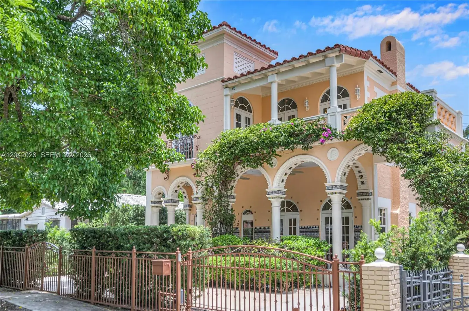 5 bedroom 4 bath Residential Lease for rent at 30 NE 44th St, Miami FL 33137