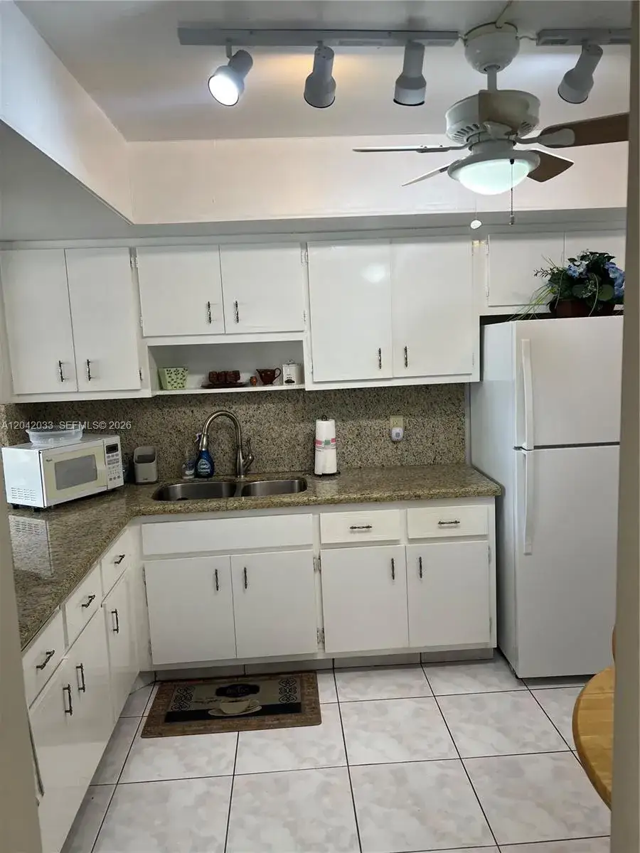 1 bedroom 2 bath Residential for sale at 1351 NE Miami Gardens Dr # 222E, Miami FL 33179