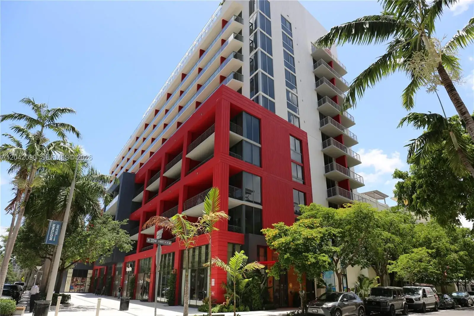 1 bedroom 1 bath Residential for sale at 90 NE 32nd St # 706, Miami FL 33137