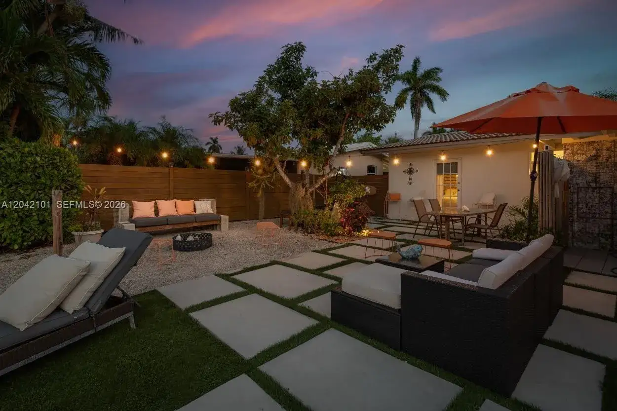 3 bedroom 2 bath Residential Lease for rent at 1521 SW 5th Ct, Fort Lauderdale FL 33312