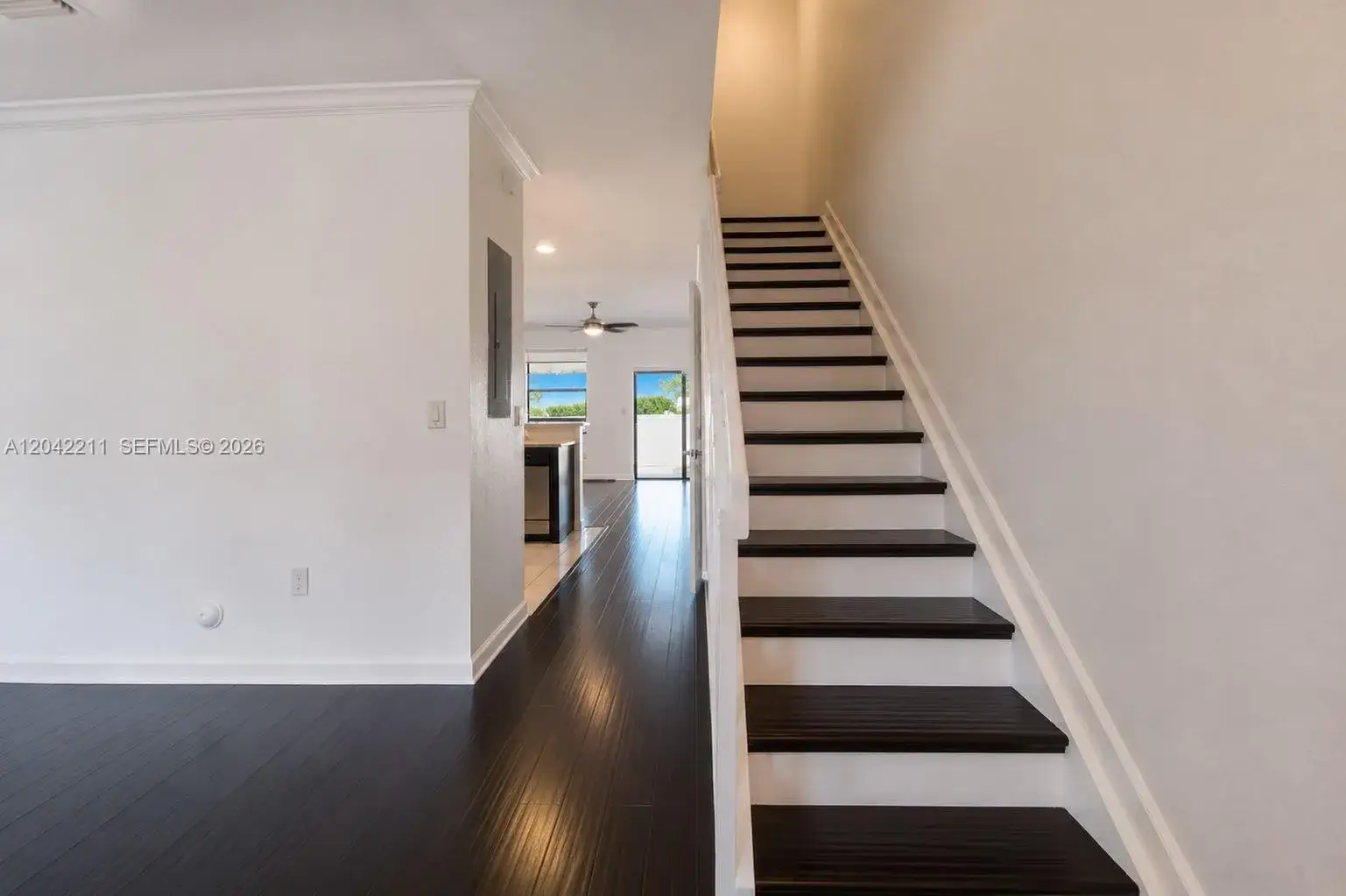 2 bedroom 2 bath Residential for sale at 8954 W 35th Way, Hialeah FL 33018