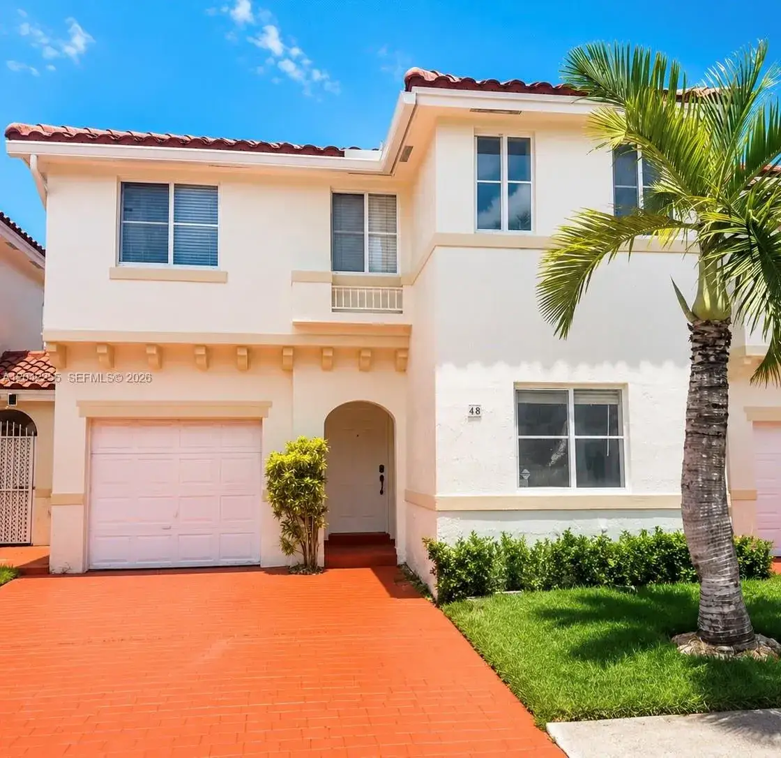 3 bedroom 3 bath Residential Lease for rent at 14912 SW 104th St # 48, Miami FL 33196