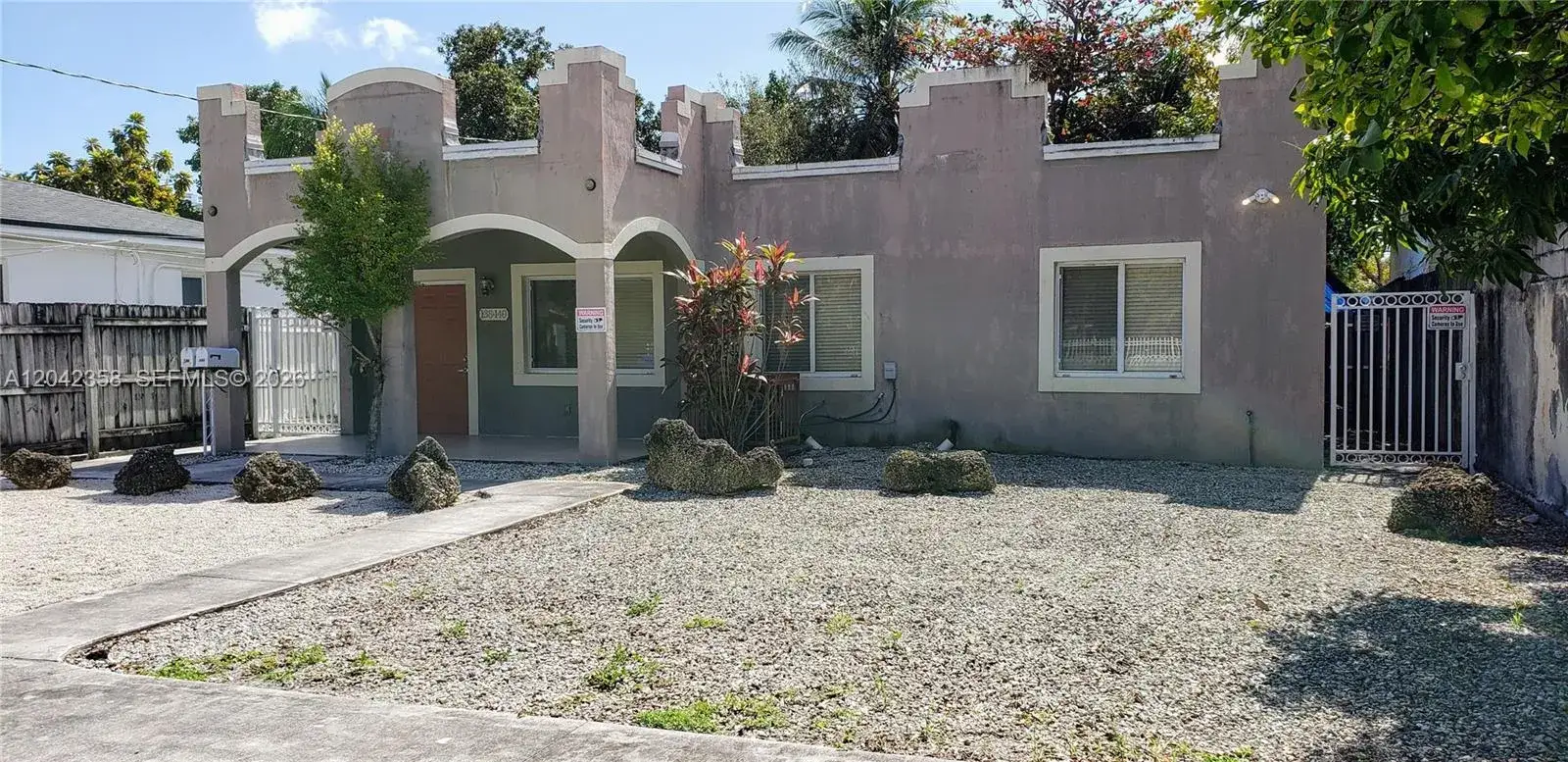 3 bedroom 2 bath Residential Lease for rent at 138 NW 31st St # 138, Miami FL 33127