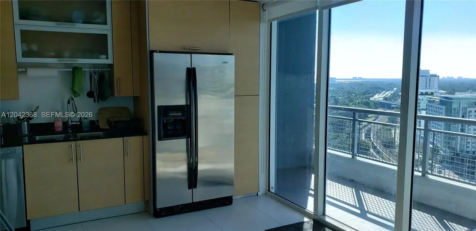 1 bedroom 1 bath Residential for sale at 60 SW 13th St # 1621, Miami FL 33130
