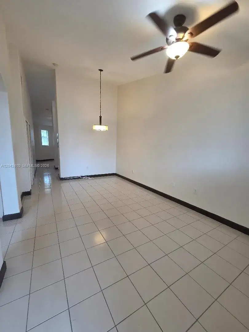 3 bedroom 2 bath Residential Lease for rent at 1536 SE 25th St # 207, Homestead FL 33035