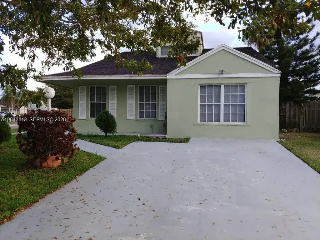 14636 SW 127th Ct, Miami FL 33186