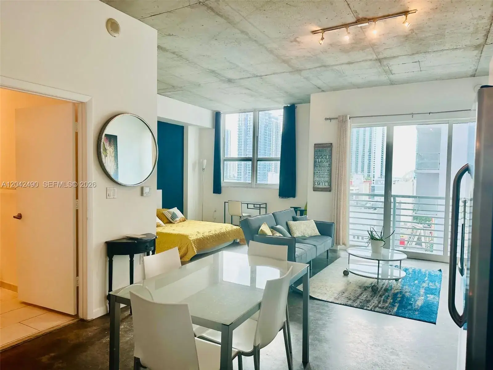 1 bedroom 1 bath Residential Lease for rent at 133 NE 2 AV # 1503, Miami FL 33132