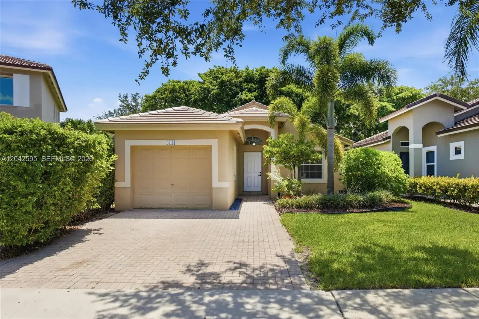 3 bedroom 2 bath Residential for sale at 4114 Sapphire St, Weston FL 33331