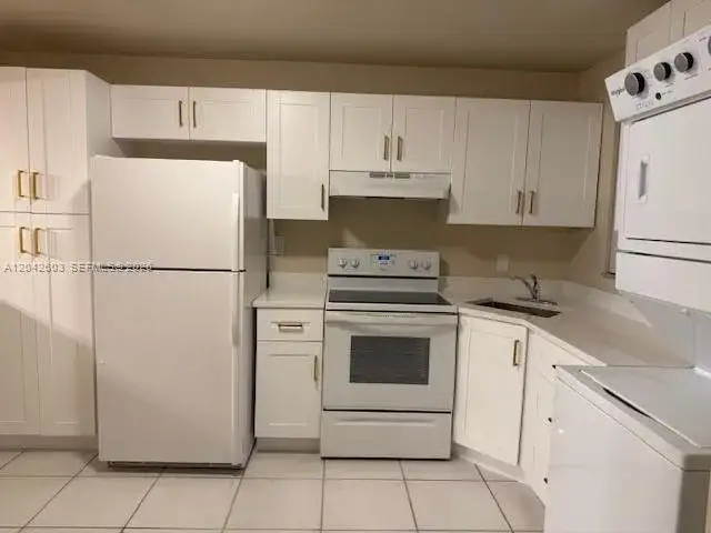3 bedroom 2 bath Residential Lease for rent at 3760 NW 115th Way # 2, Coral Springs FL 33065