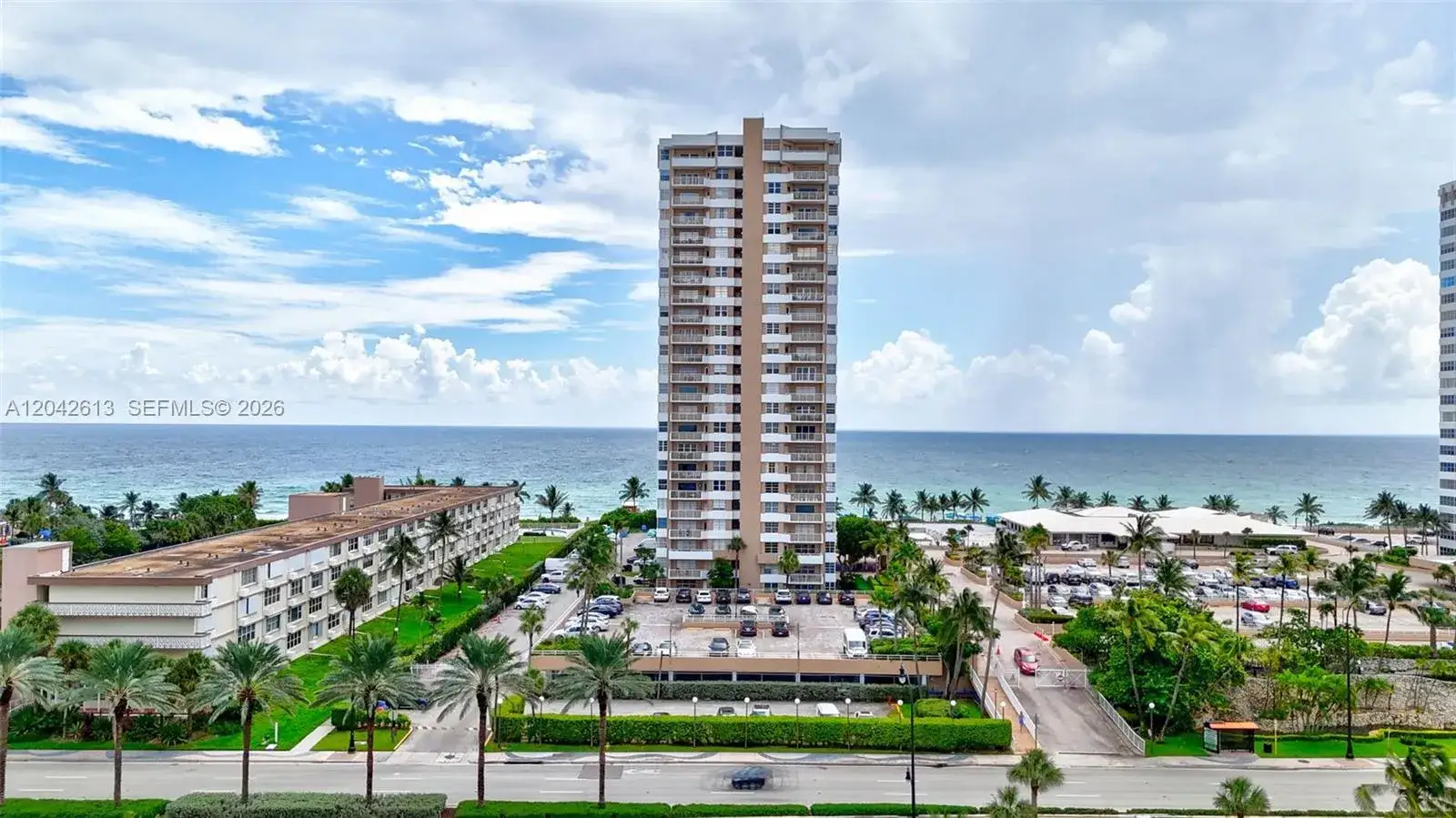 1 bedroom 1 bath Residential for sale at 1950 S Ocean DR. # 6B, Hallandale Beach FL 33009