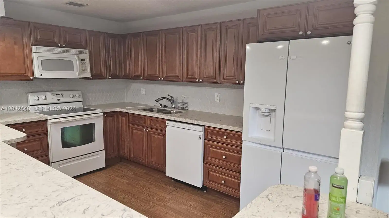 8555 NW 10th St # B106, Plantation FL 33322