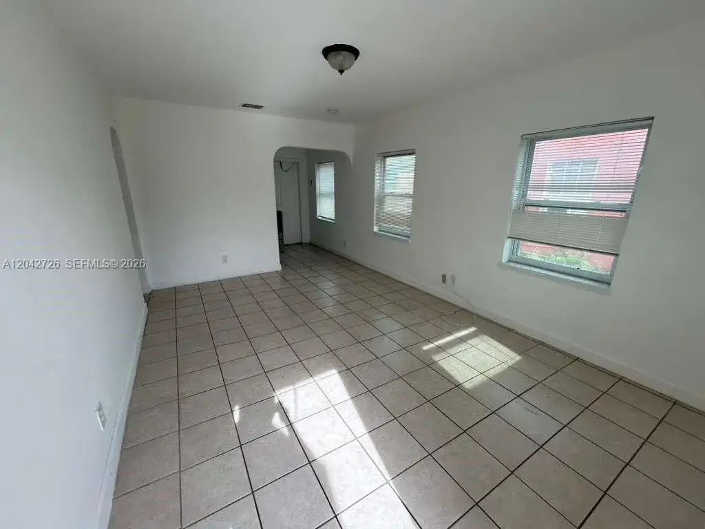 2 bedroom 2 bath Residential Lease for rent at 2316 Madison St # 34, Hollywood FL 33020